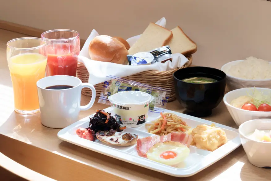 栄養バランスに配慮した地元の新鮮な食材を楽しめる和洋朝食ビュッフェ